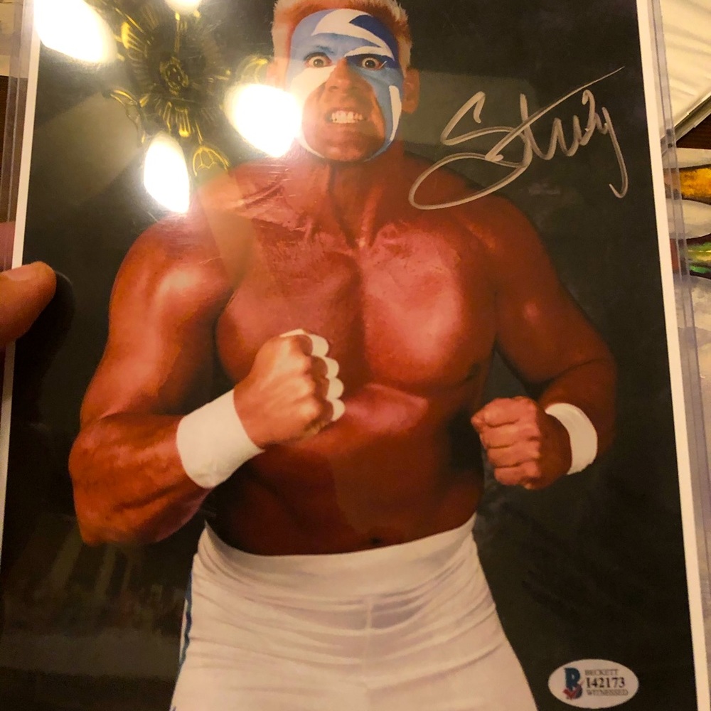 Sting 🦂 younger years signed 🖊 (Rp)